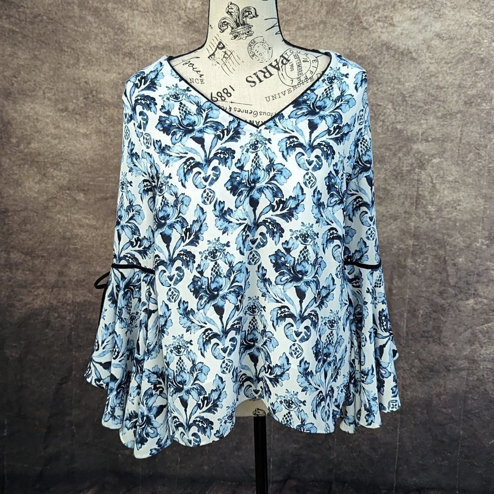 Floral Blue Bell-Sleeve V-Neck Women's Top